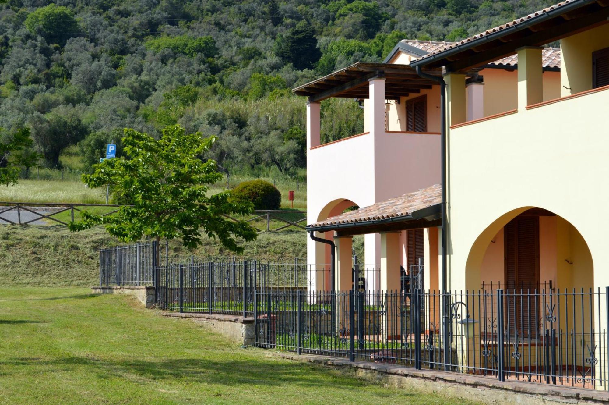 Le Corti Di Montepitti Lejlighedshotel Suvereto Eksteriør billede