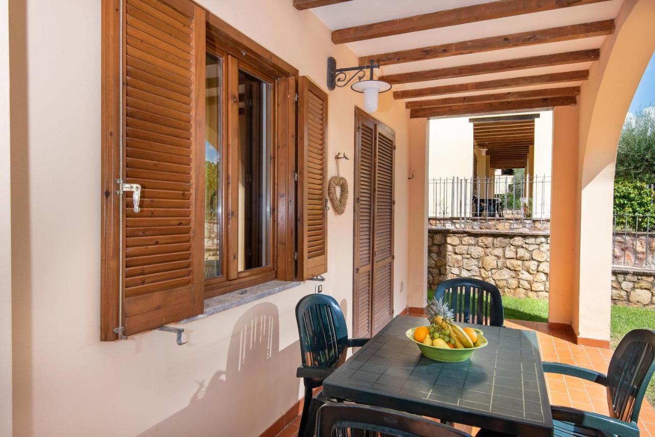 Le Corti Di Montepitti Lejlighedshotel Suvereto Eksteriør billede